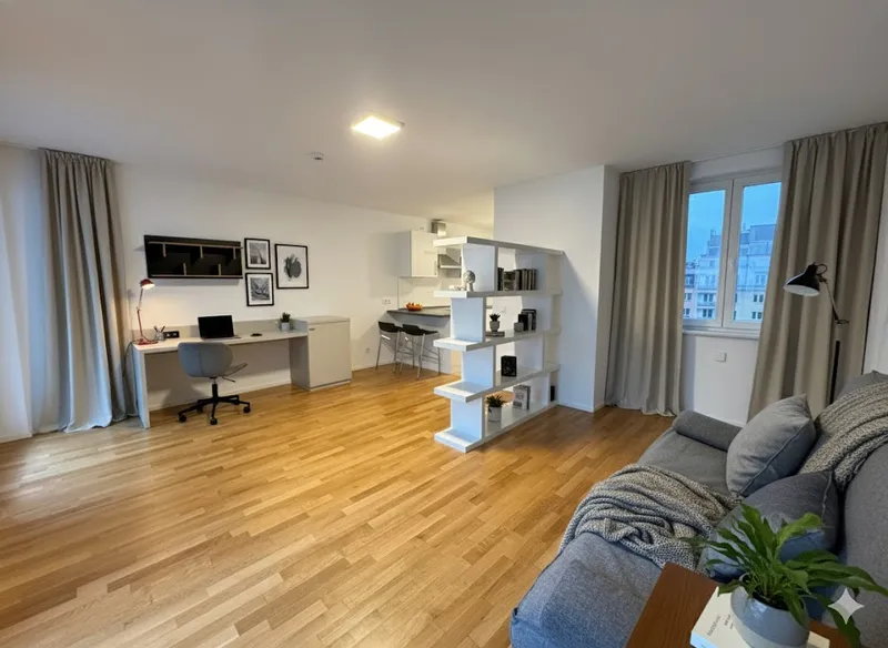 ZENTRAL - Vollmöbliertes Apartment mit Balkon und EBK! — photo 1